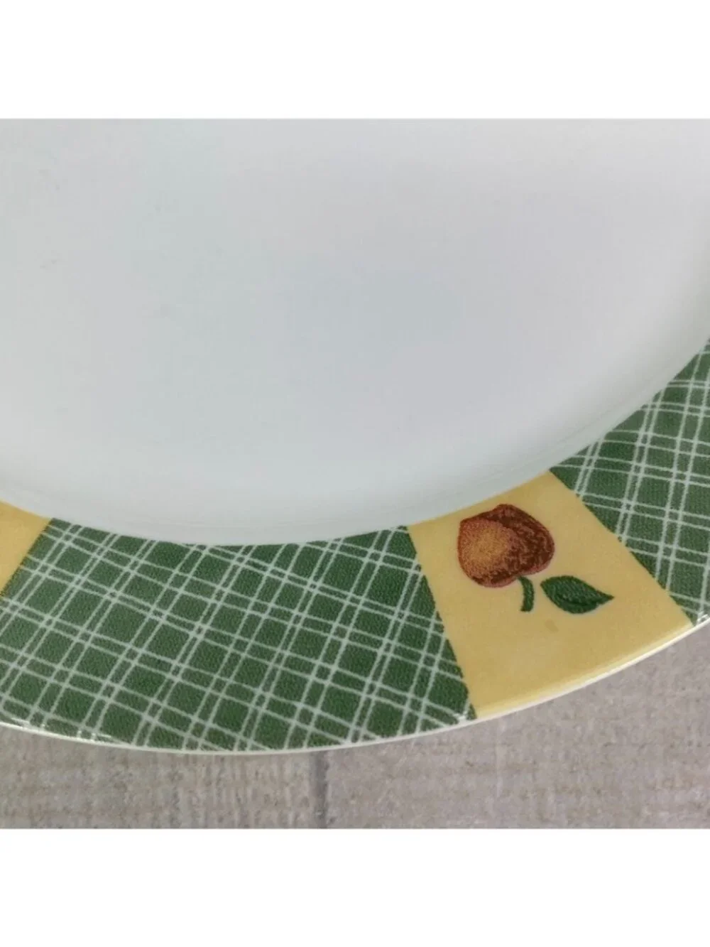 Corelle APPLE HARVEST Break Chip Resistant Green Woven Band Dinner Plates Set 4